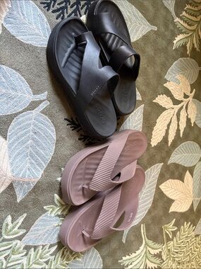 CROCS Dual Slide Sandals in Black & Taupe